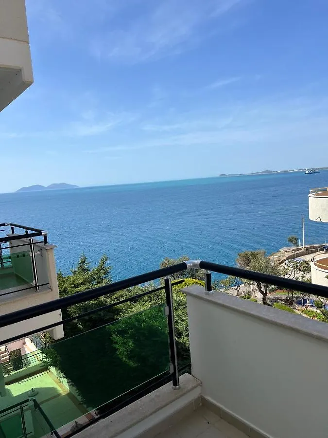 The Blue Horizon Hotell Radhimë