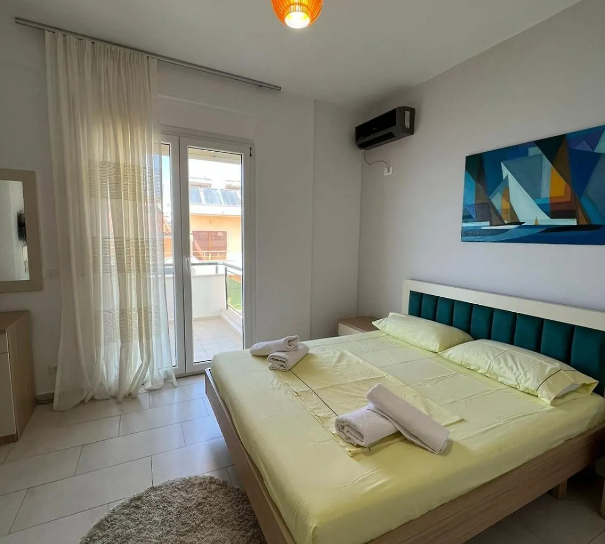 The Blue Horizon Hotell Radhimë
